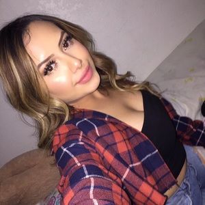 Meet your Posher, Juana